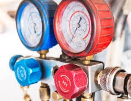 Serviciar de refrigerante, refrigerador o nevera