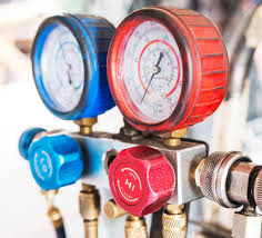 Serviciar de refrigerante, refrigerador o nevera